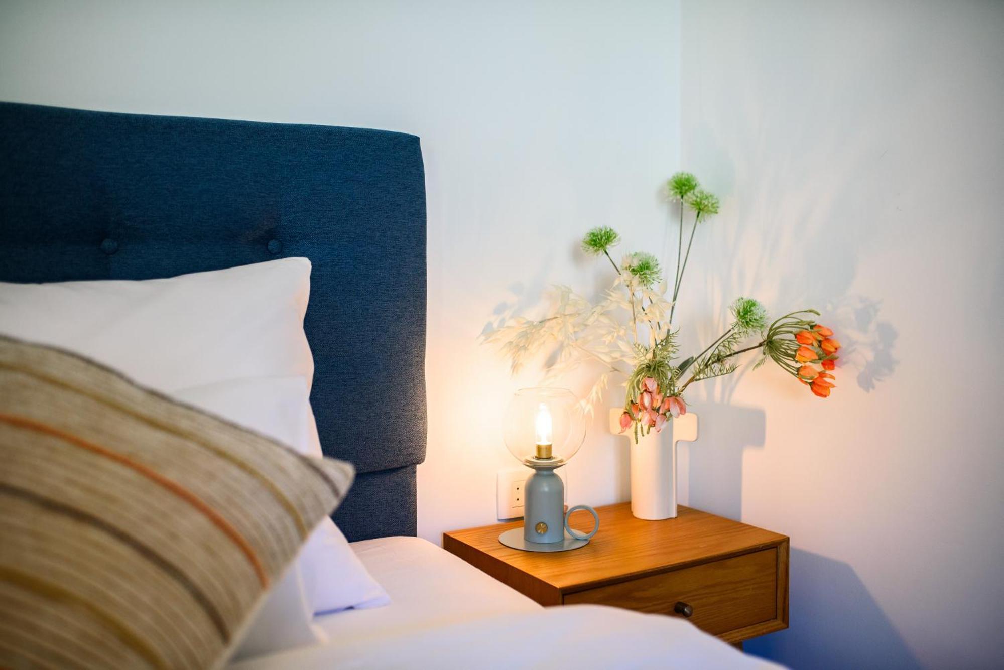 150m To - Free Parking - Garden View Appartement